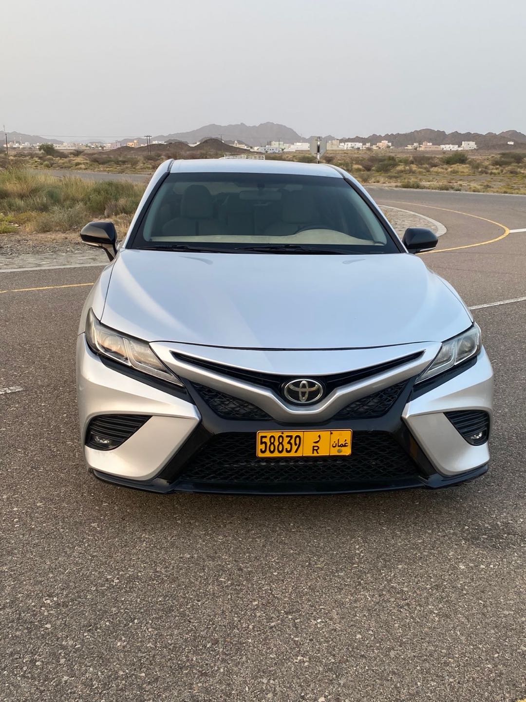 Car Image 2020 TOYOTA CAMRY LE