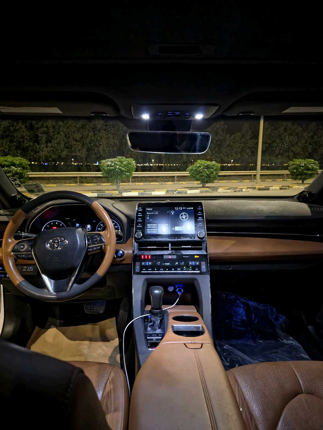 Car Image 2019 TOYOTA AVALON LIMITED
