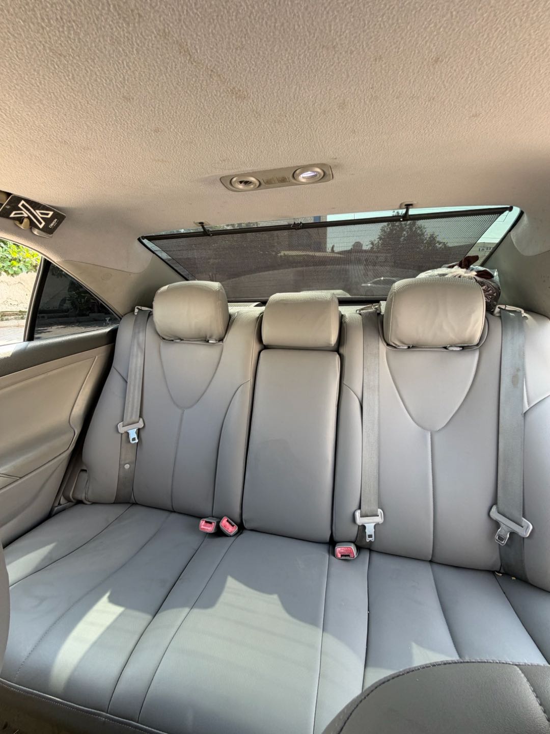 Car Image 2011 TOYOTA CAMRY XLE