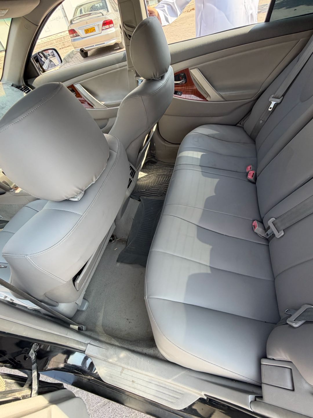 Car Image 2011 TOYOTA CAMRY XLE