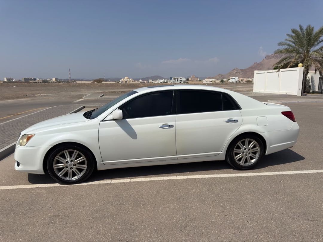 Car Image 2007 TOYOTA AVALON XLE