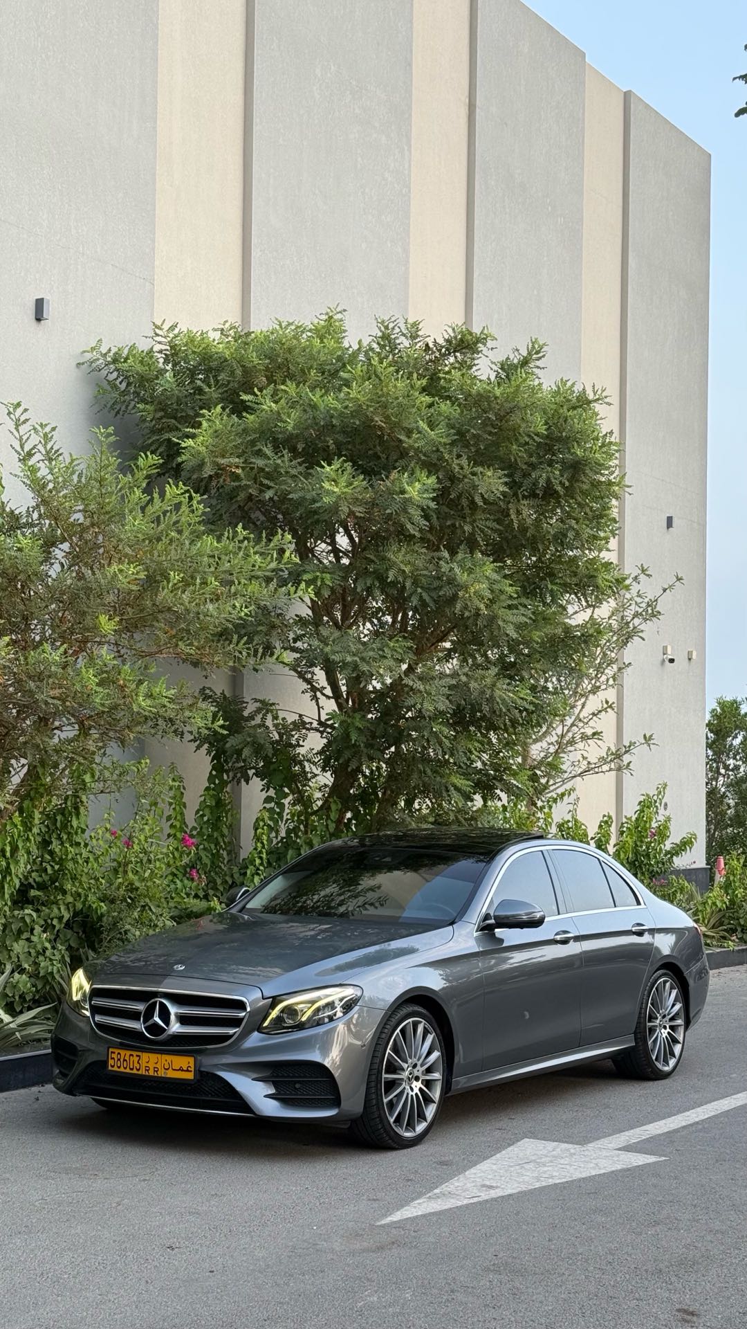 Car Image 2019 MERCEDES E Class 