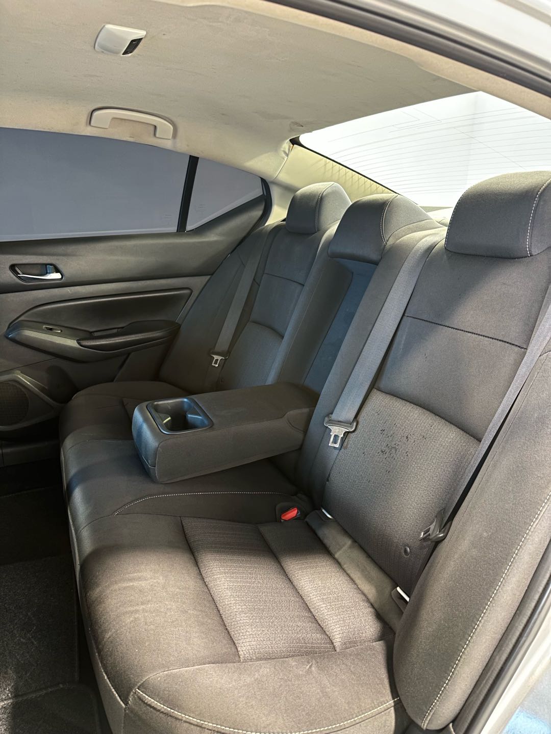Car Image 2019 NISSAN ALTIMA SV