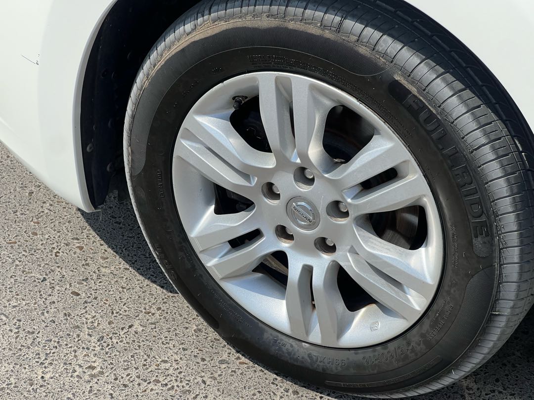 Car Image 2010 NISSAN ALTIMA S