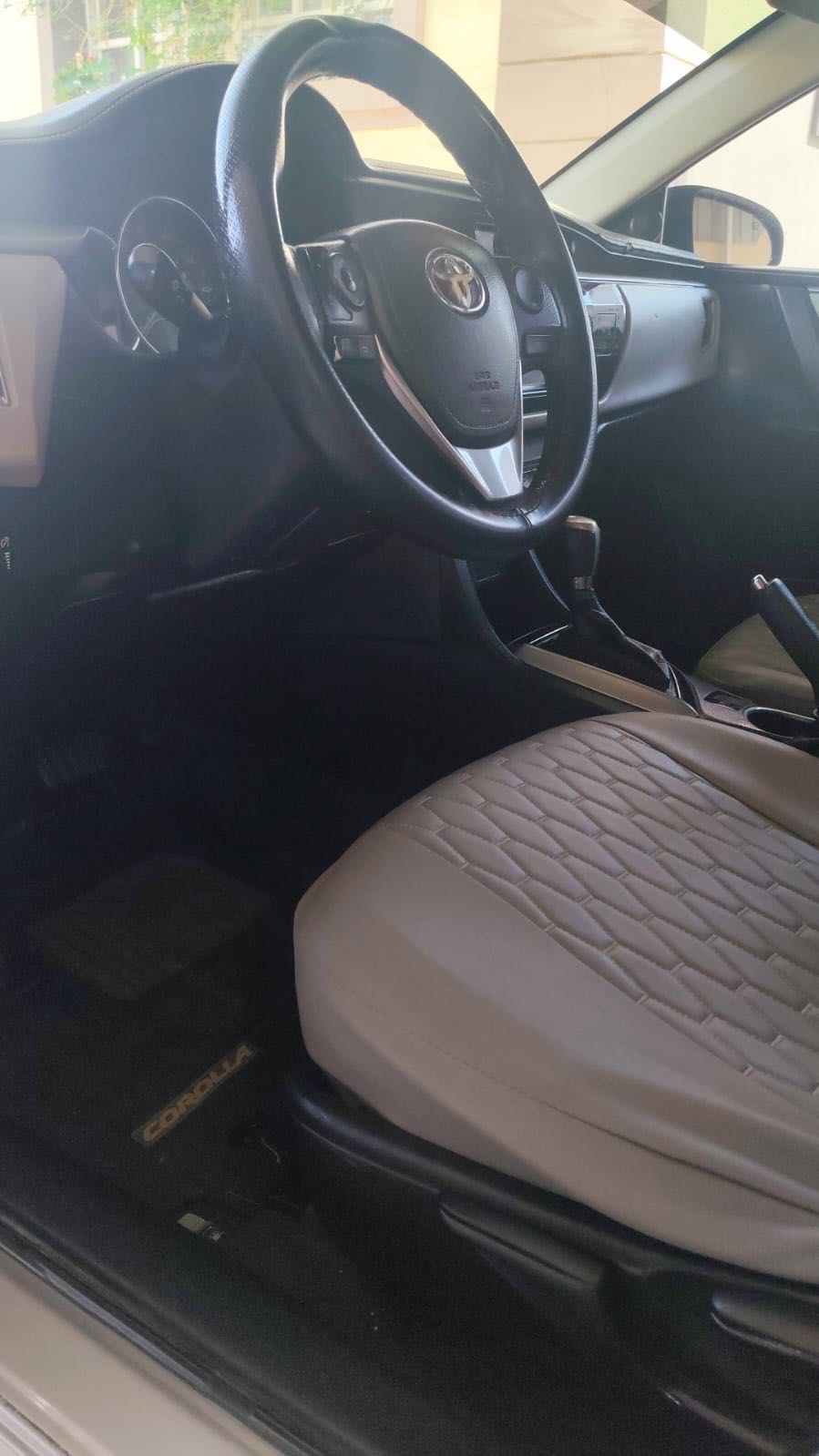 Car Image 2014 TOYOTA COROLLA L