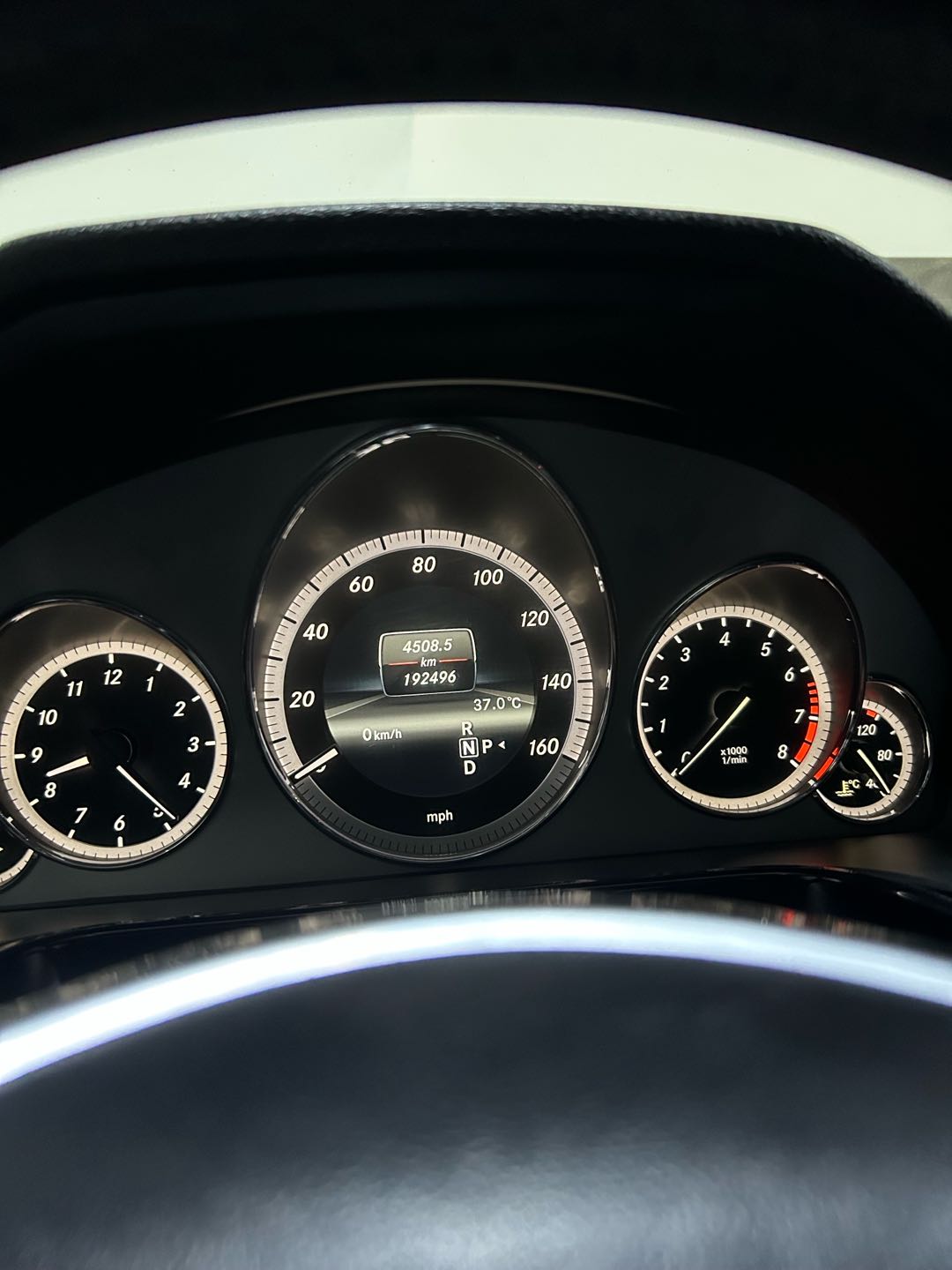 Car Image 2012 MERCEDES E Class 350