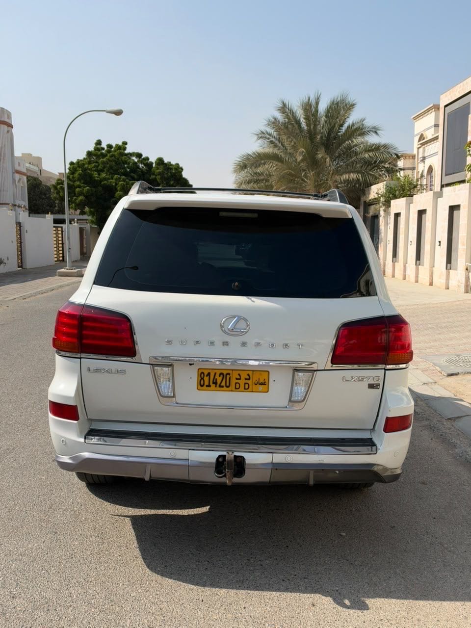 Car Image 2011 LEXUS LX 570 Luxury