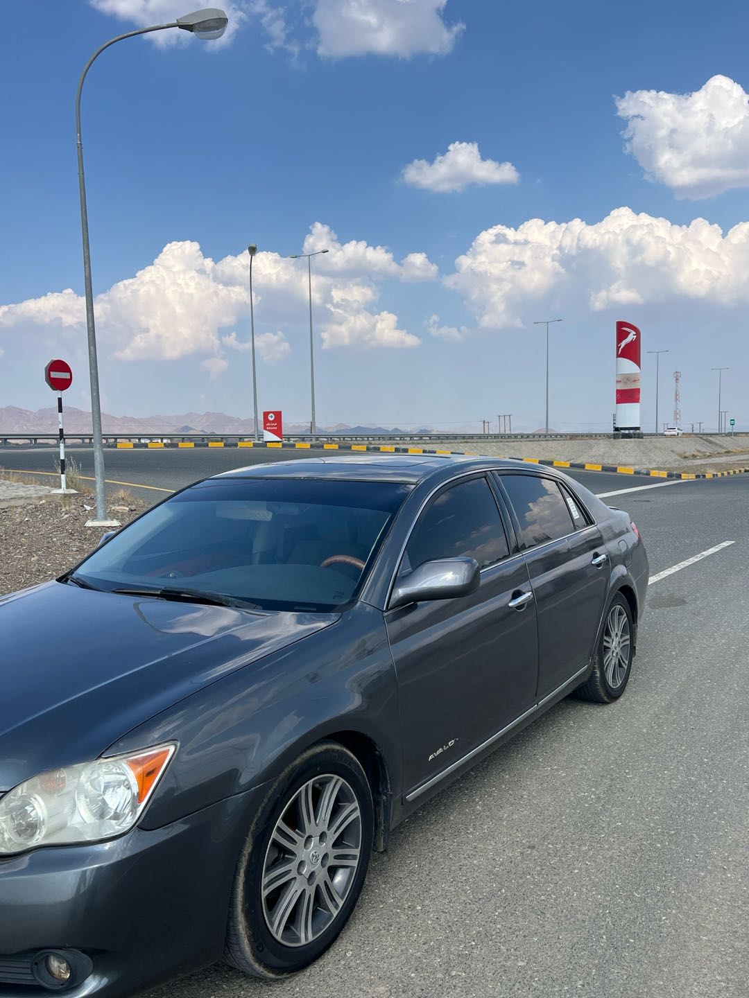 Car Image 2009 TOYOTA AVALON XL