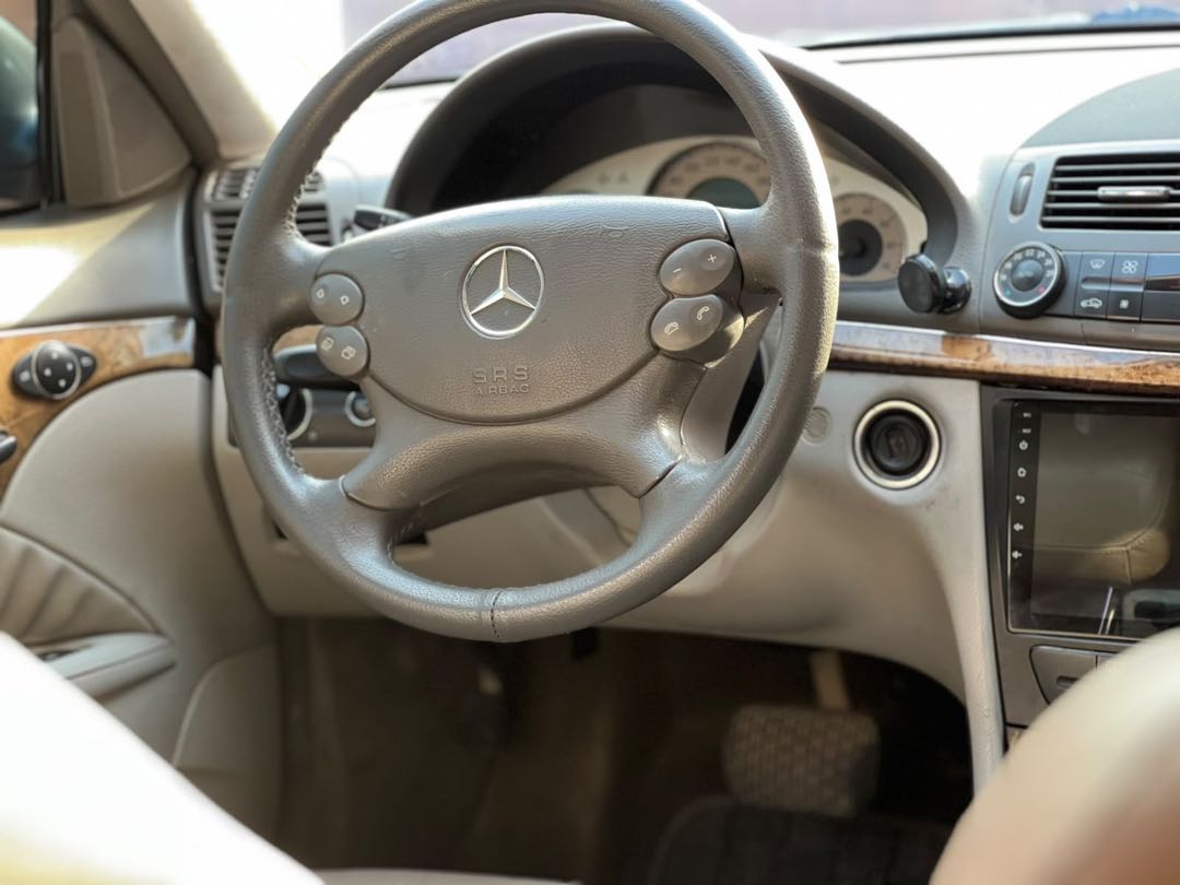 Car Image 2007 MERCEDES E Class 280