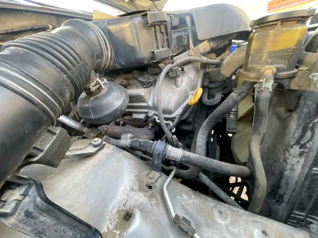 Car Image 2015 TOYOTA FORTUNER GXR