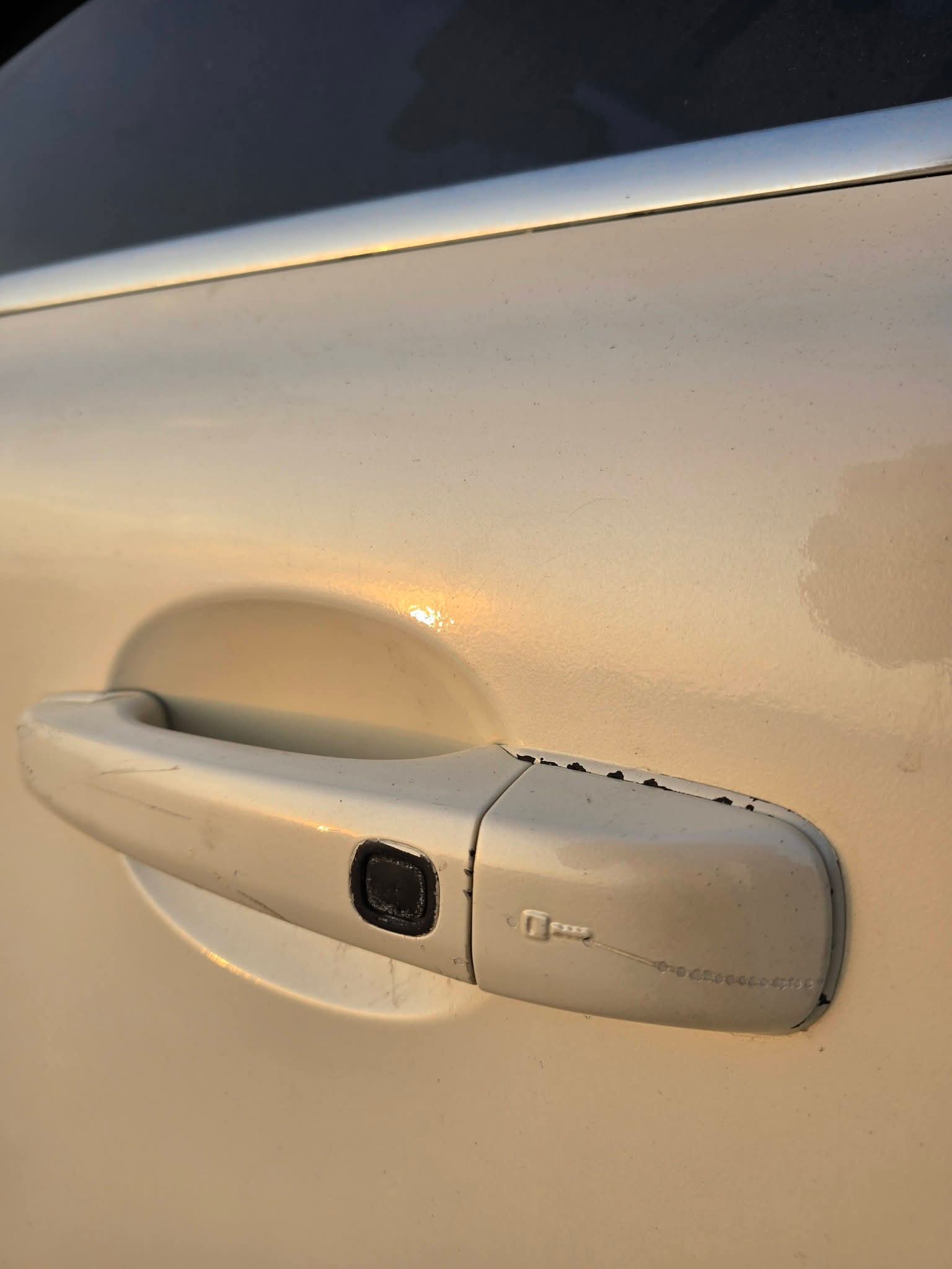 Car Image 2010 VOLVO S80 