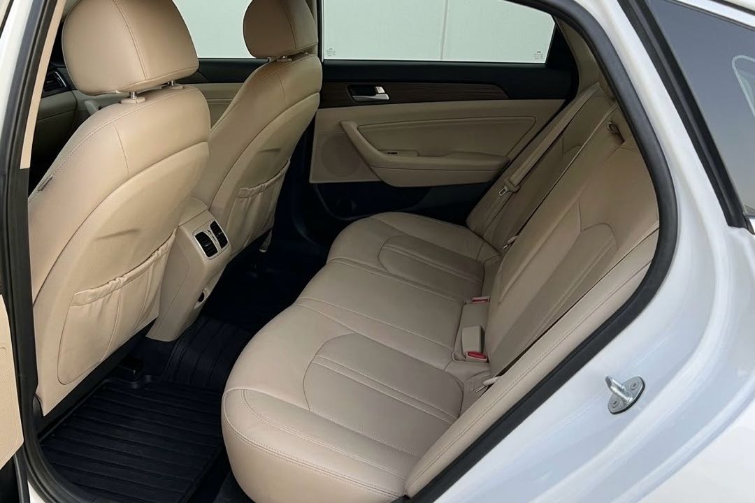 Car Image 2018 HYUNDAI SONATA LIMITED
