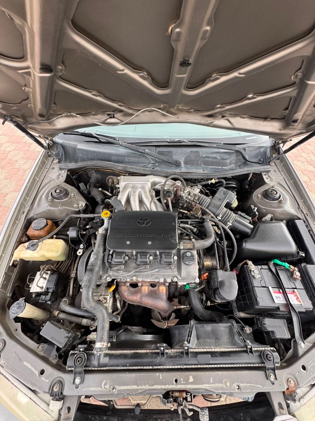 Car Image 2000 TOYOTA CAMRY SE