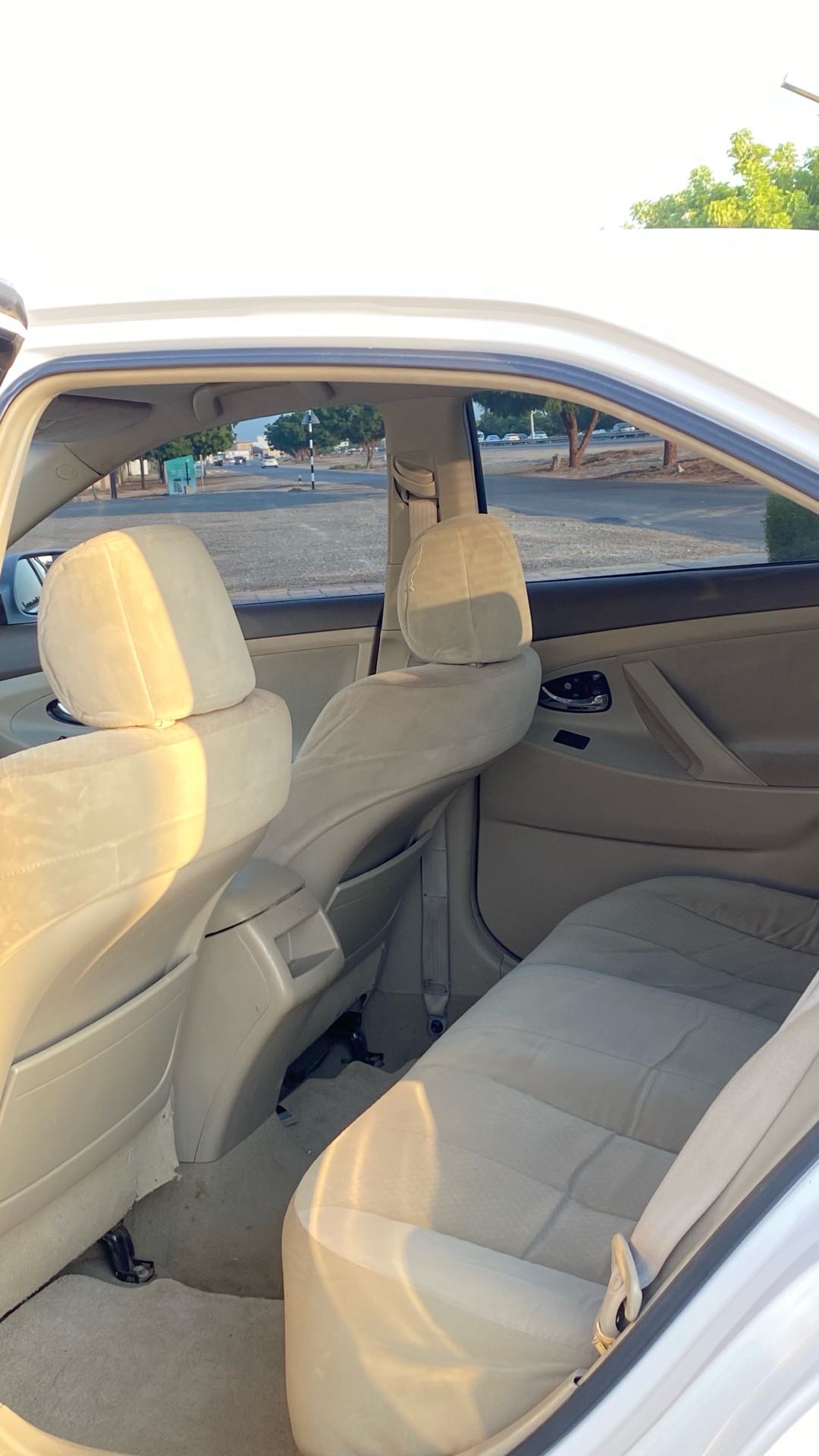 Car Image 2009 TOYOTA CAMRY LE