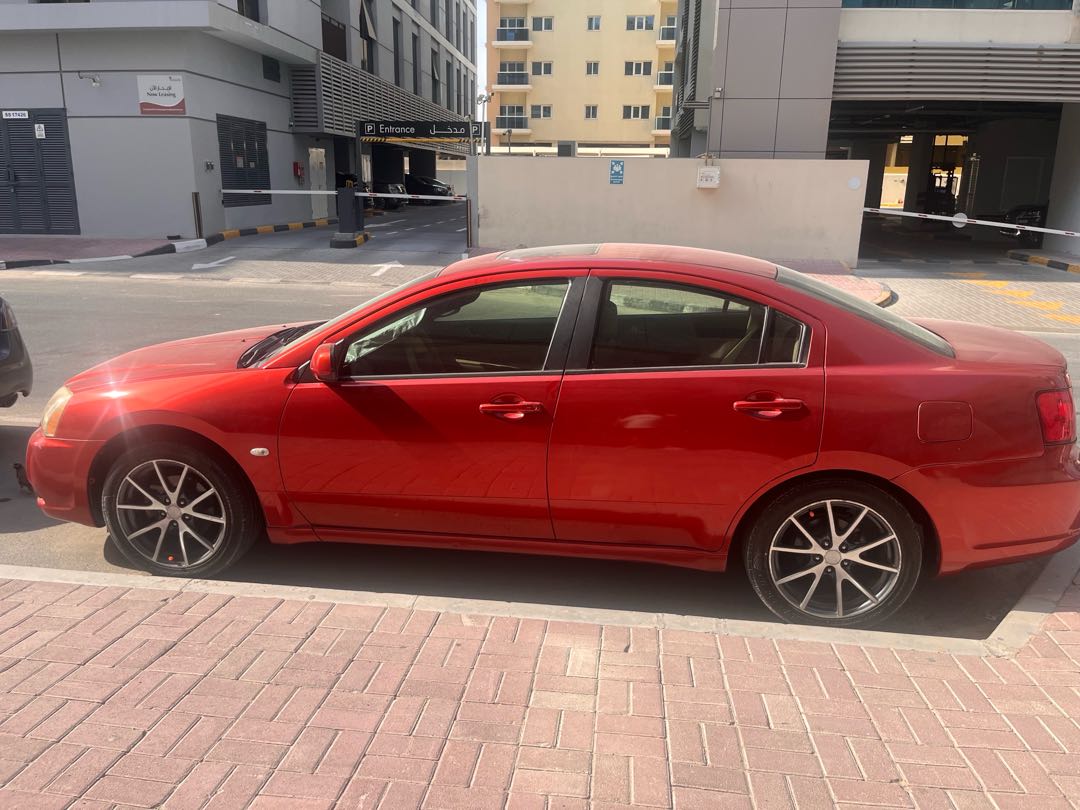 Car Image 2011 MITSUBISHI GALANT GLS