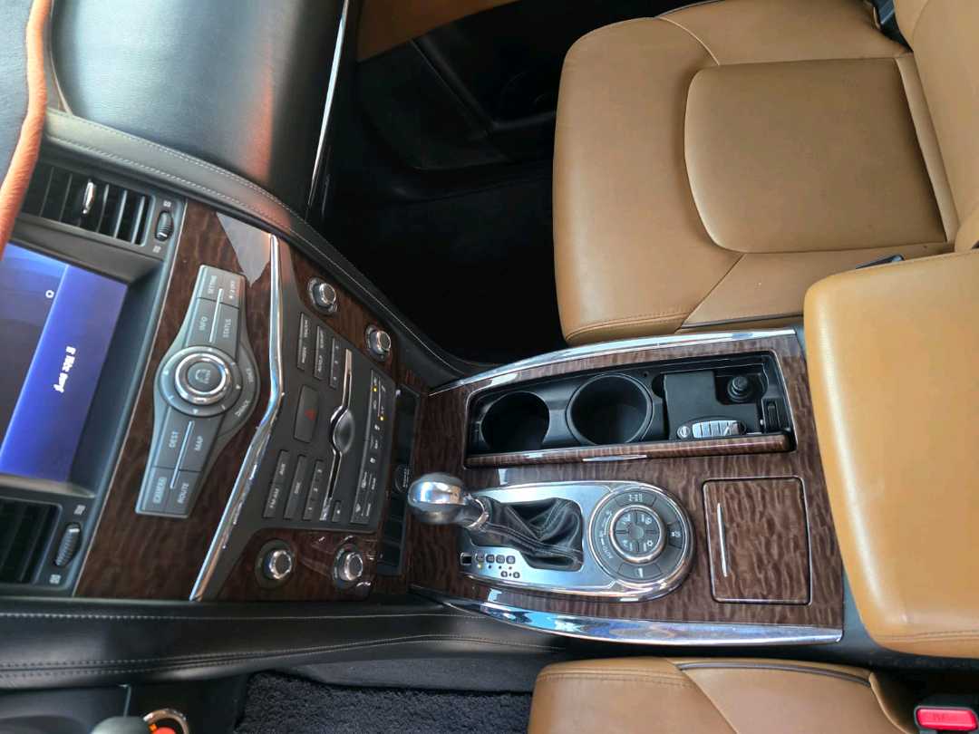 Car Image 2017 NISSAN PATROL Platinum