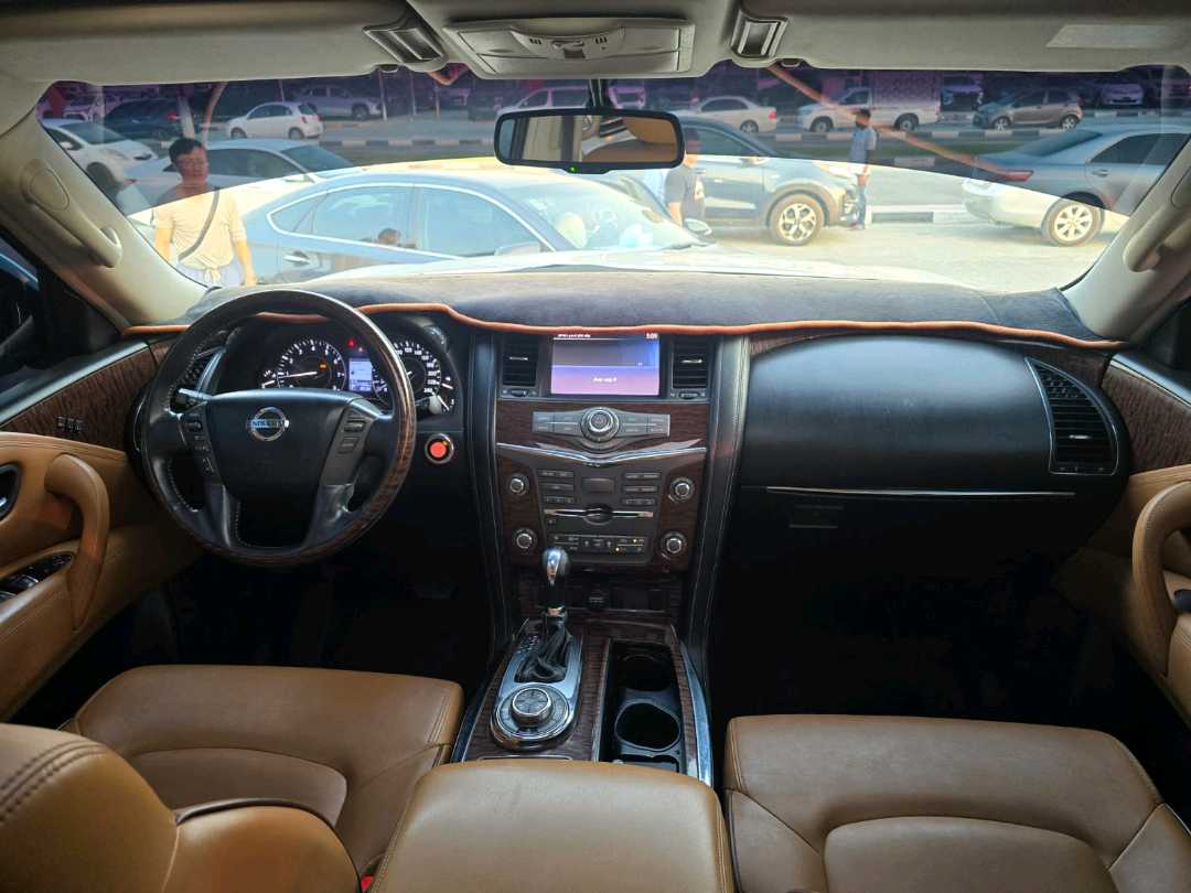 Car Image 2017 NISSAN PATROL Platinum
