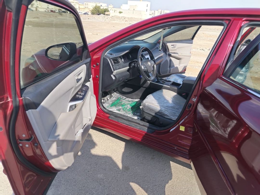 Car Image 2017 TOYOTA CAMRY SE