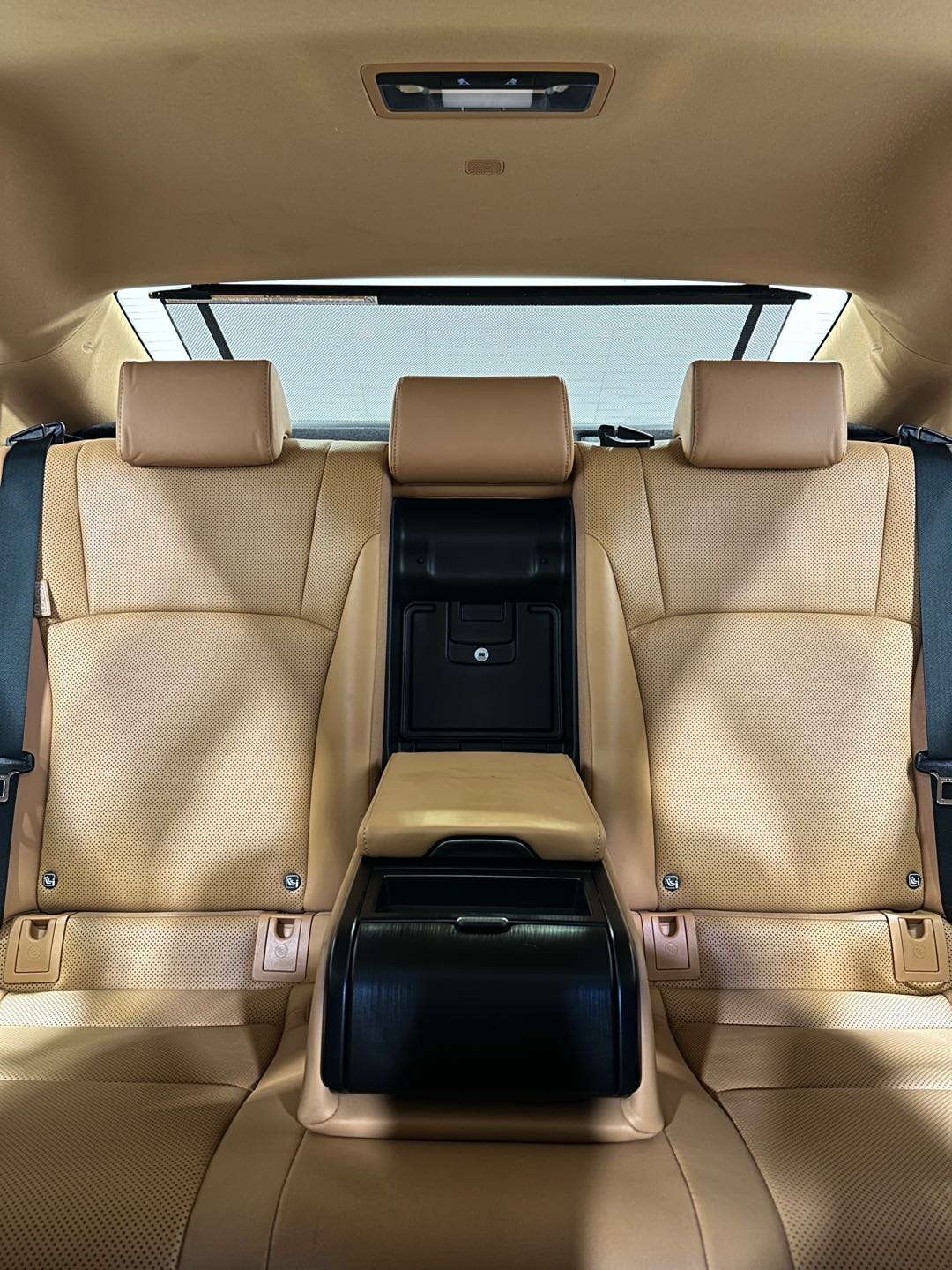 Car Image 2022 LEXUS ES 300h