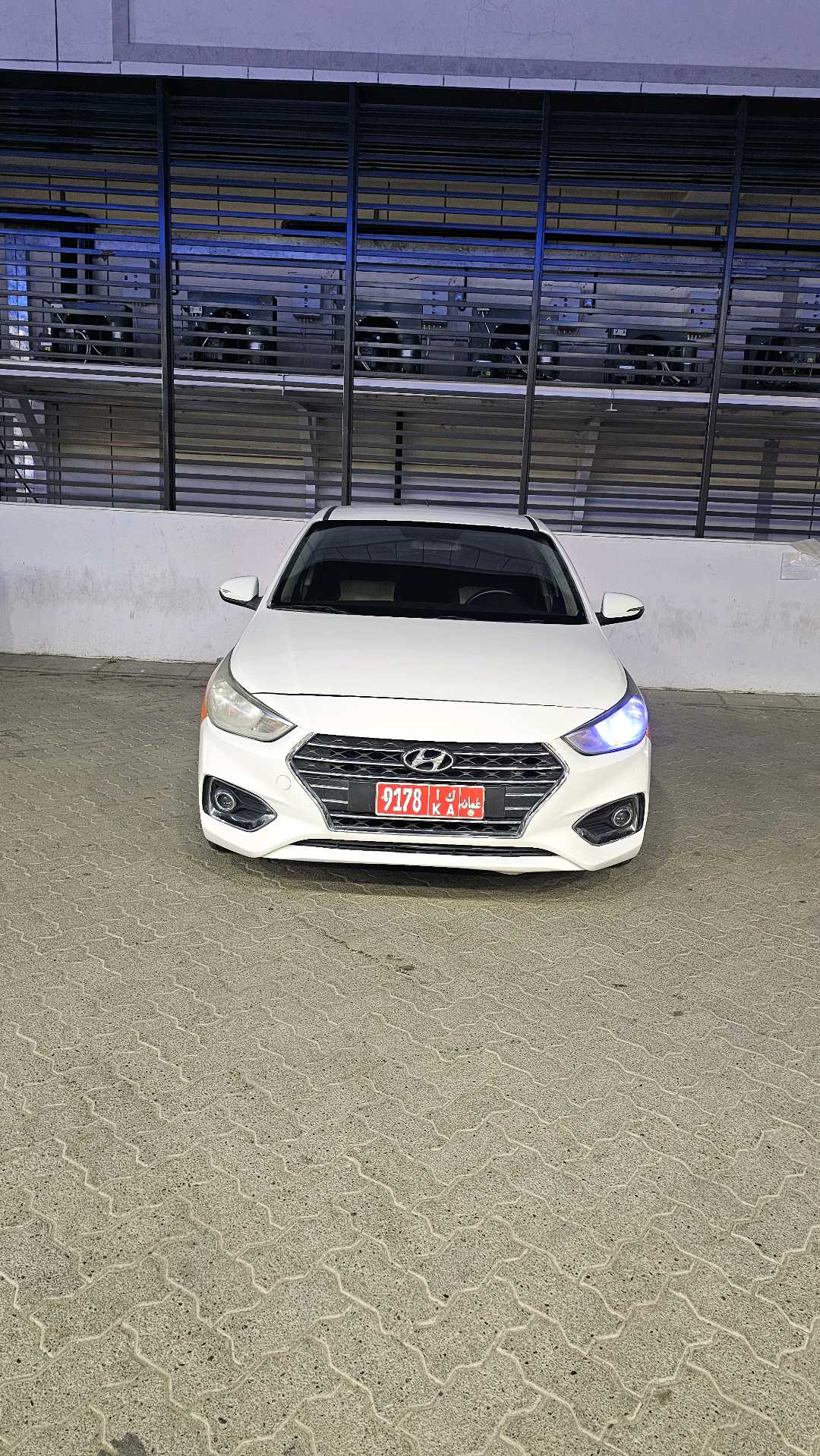 Car Image 2018 HYUNDAI ACCENT SE