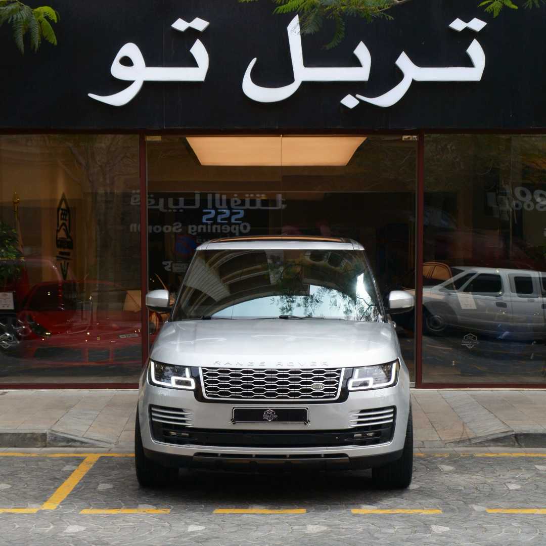 Car Image 2014 LAND ROVER VOGUE SE