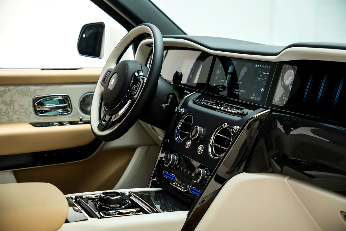 Car Image 2026 ROLLS ROYCE CULLINAN 