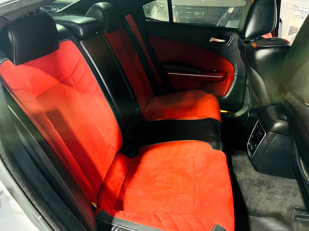 Car Image 2016 DODGE CHARGER SRT 392