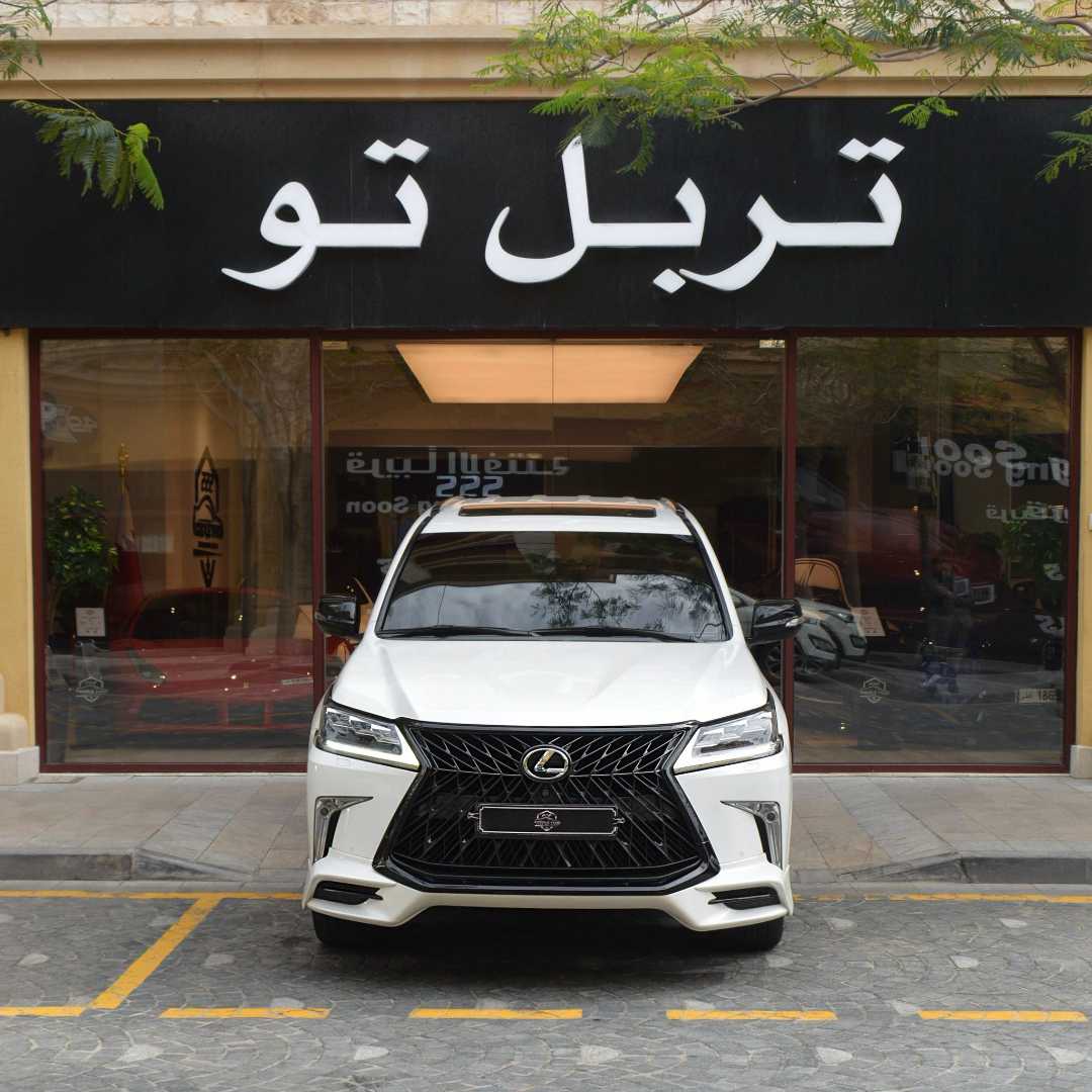 Car Image 2016 LEXUS LX 570