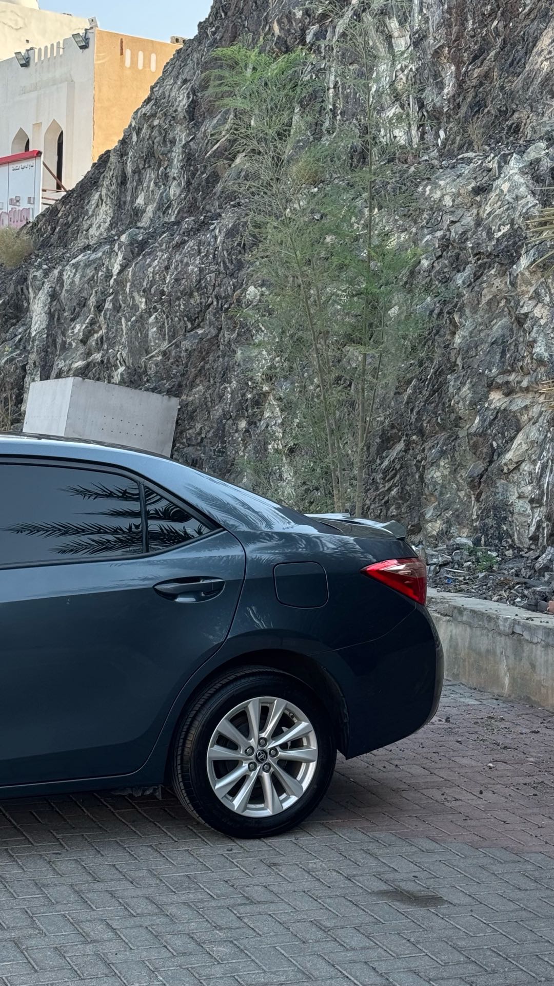 Car Image 2019 TOYOTA COROLLA L