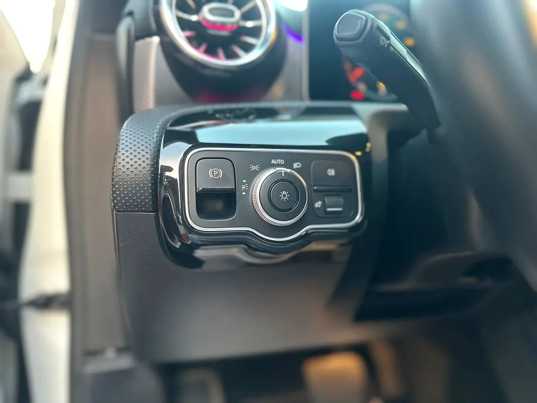 Car Image 2020 MERCEDES A CLASS 220