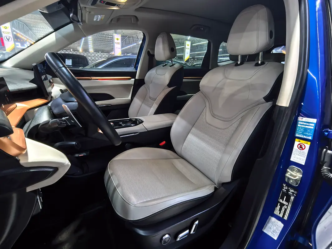 Car Image 2025 HAVAL H6 Premium