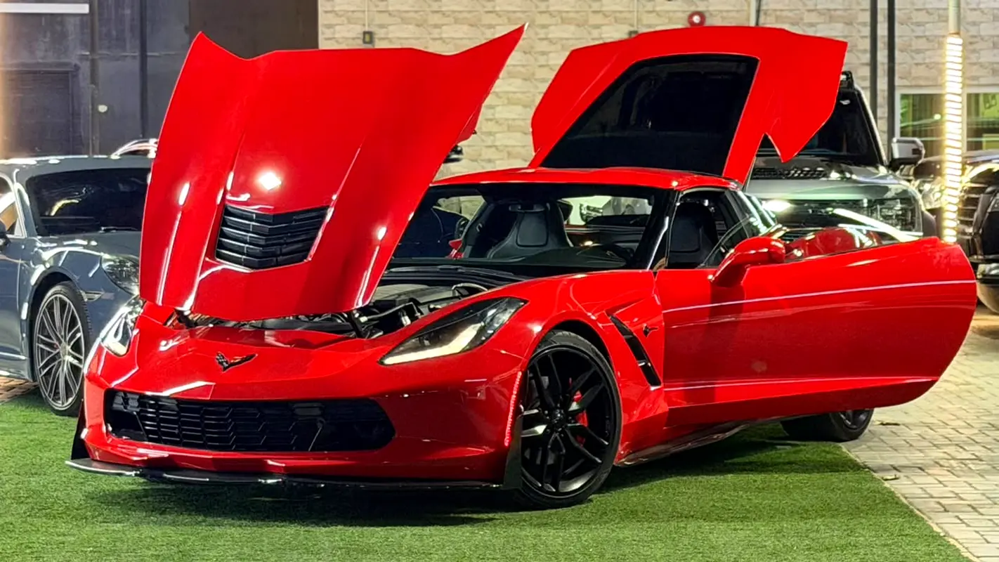 Car Image 2019 CHEVROLET CORVETTE Stingray