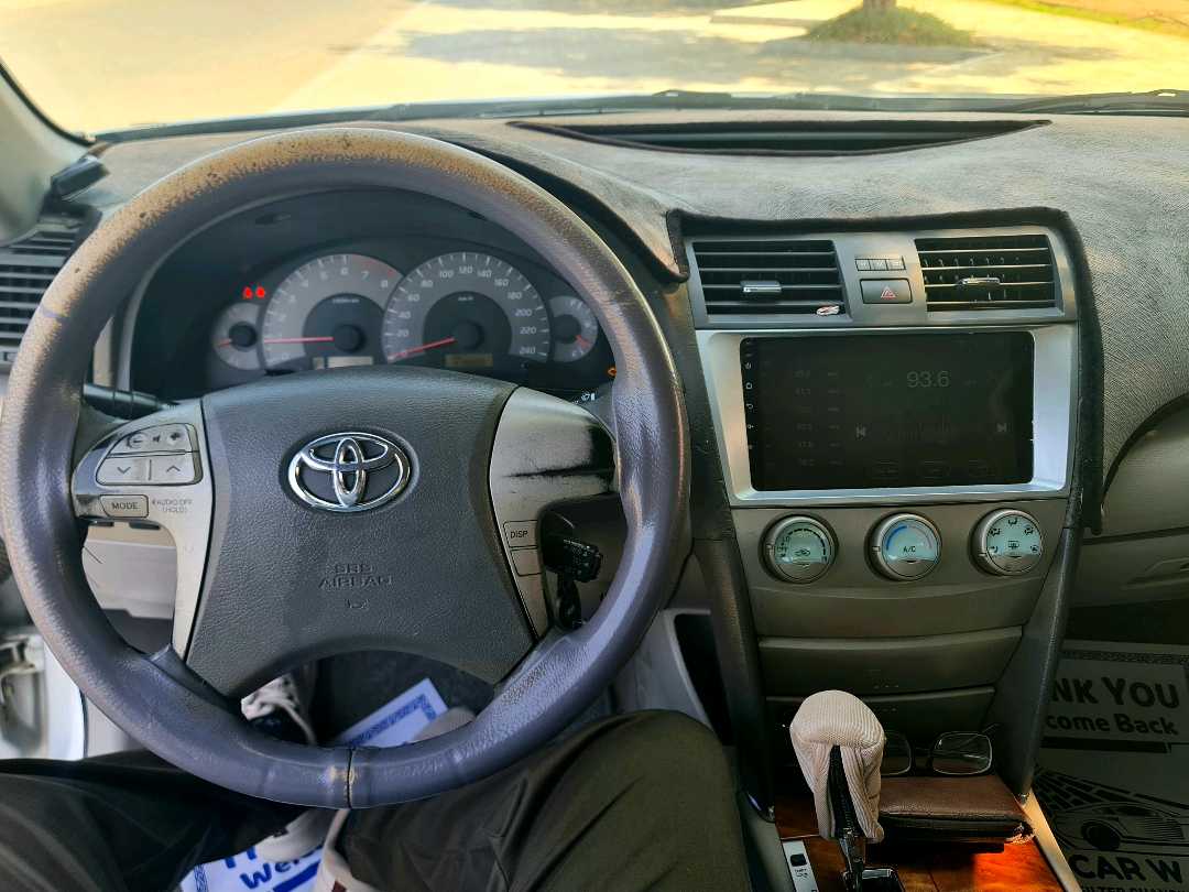 Car Image 2009 TOYOTA CAMRY GLE