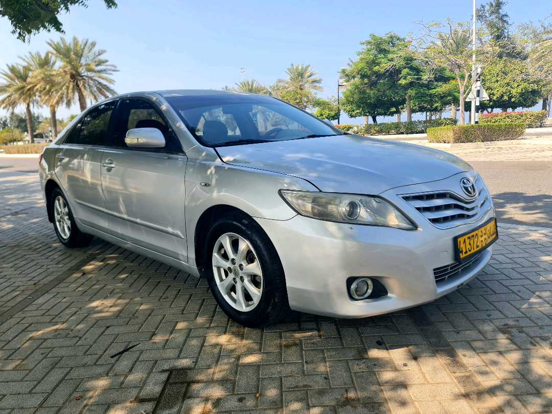 Car Image 2009 TOYOTA CAMRY GLE
