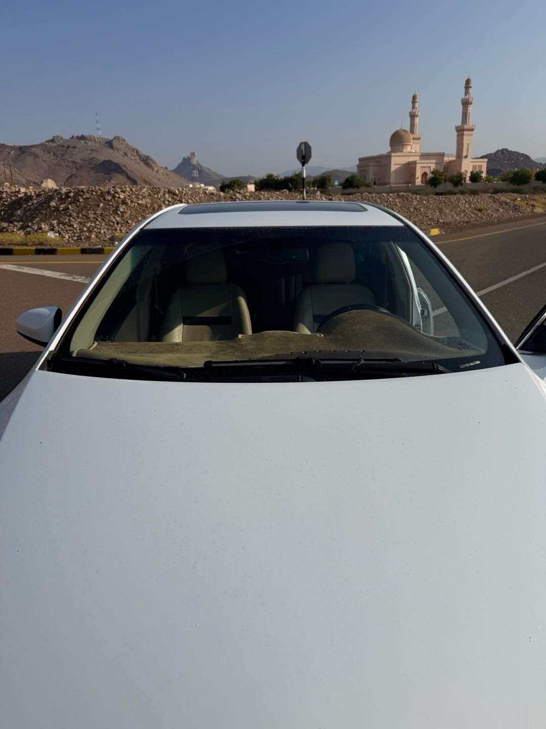 Car Image 2012 TOYOTA CAMRY LE