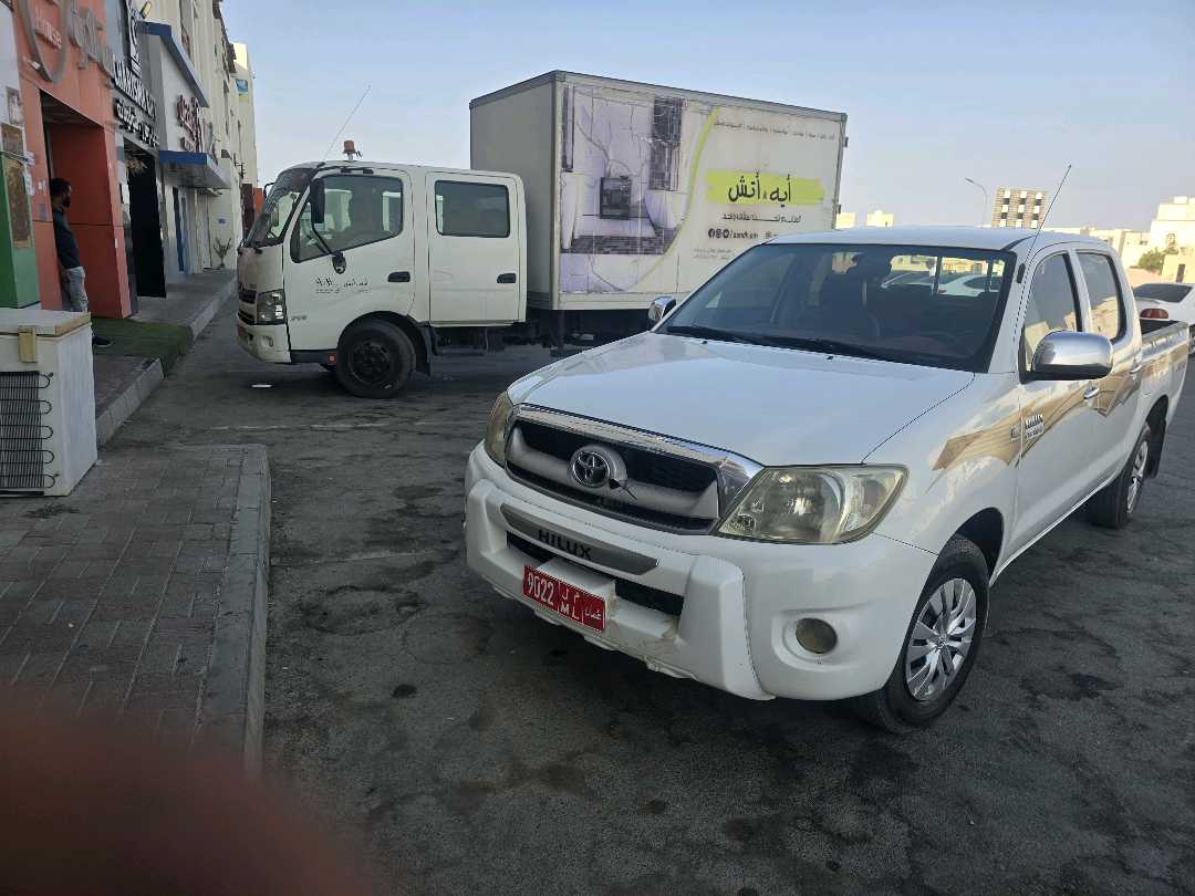 Car Image 2009 TOYOTA HILUX 4.0