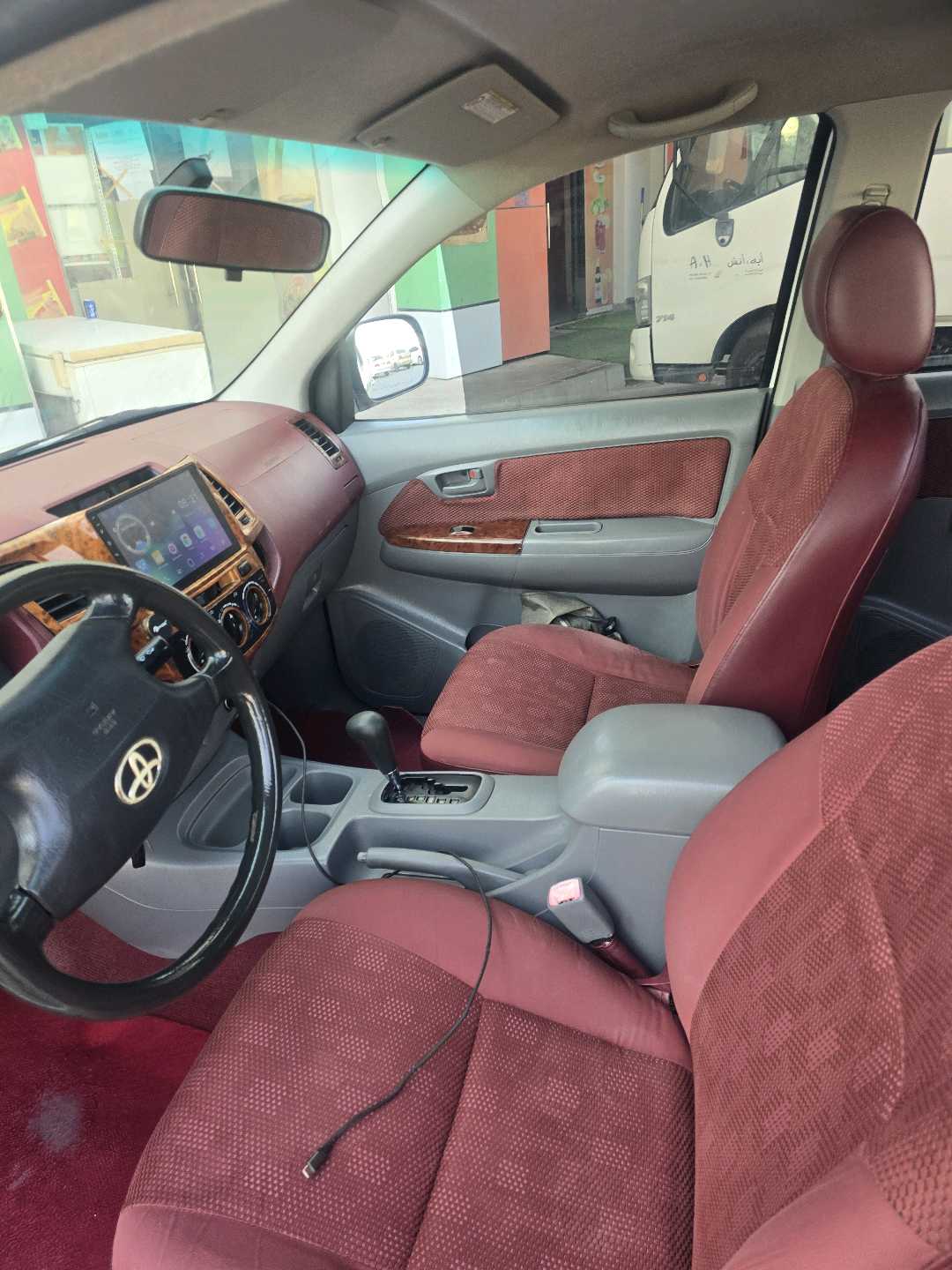 Car Image 2009 TOYOTA HILUX 4.0