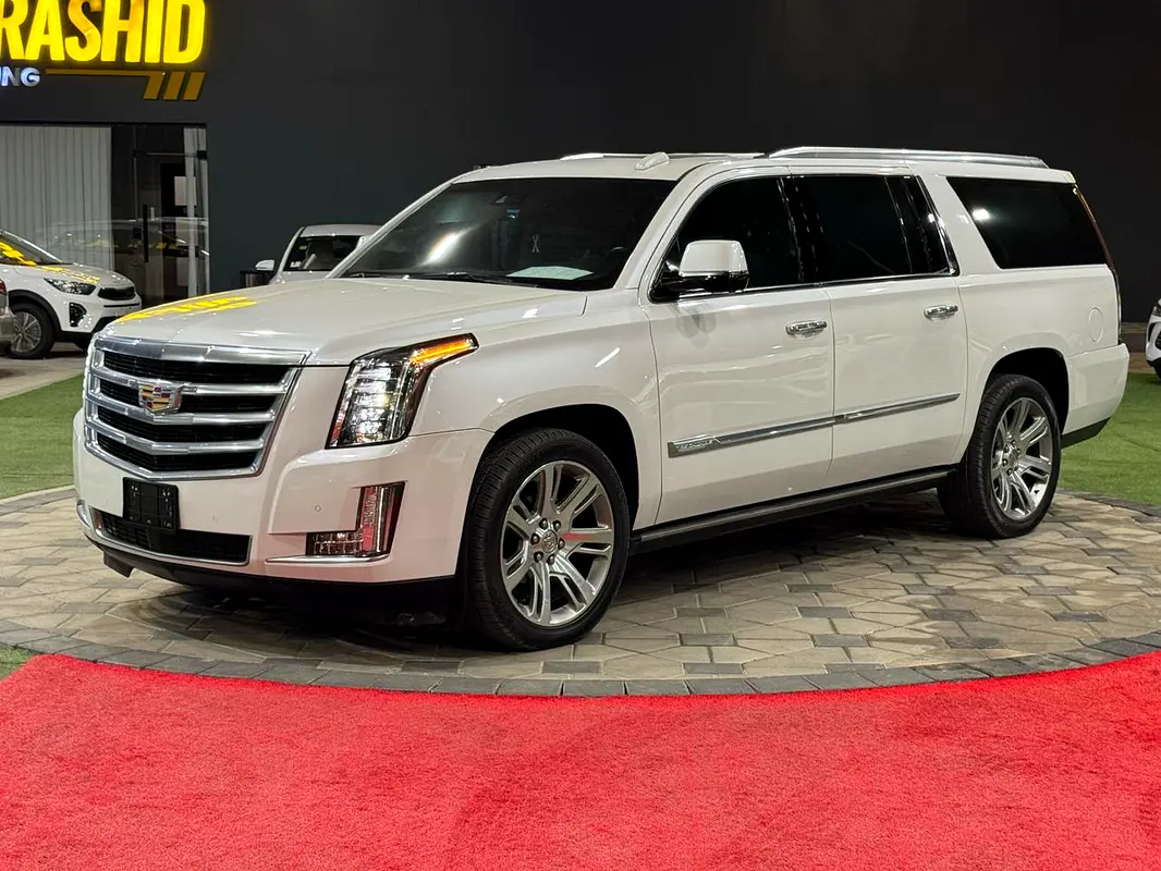 Car Image 2016 CADILLAC ESCALADE Standard