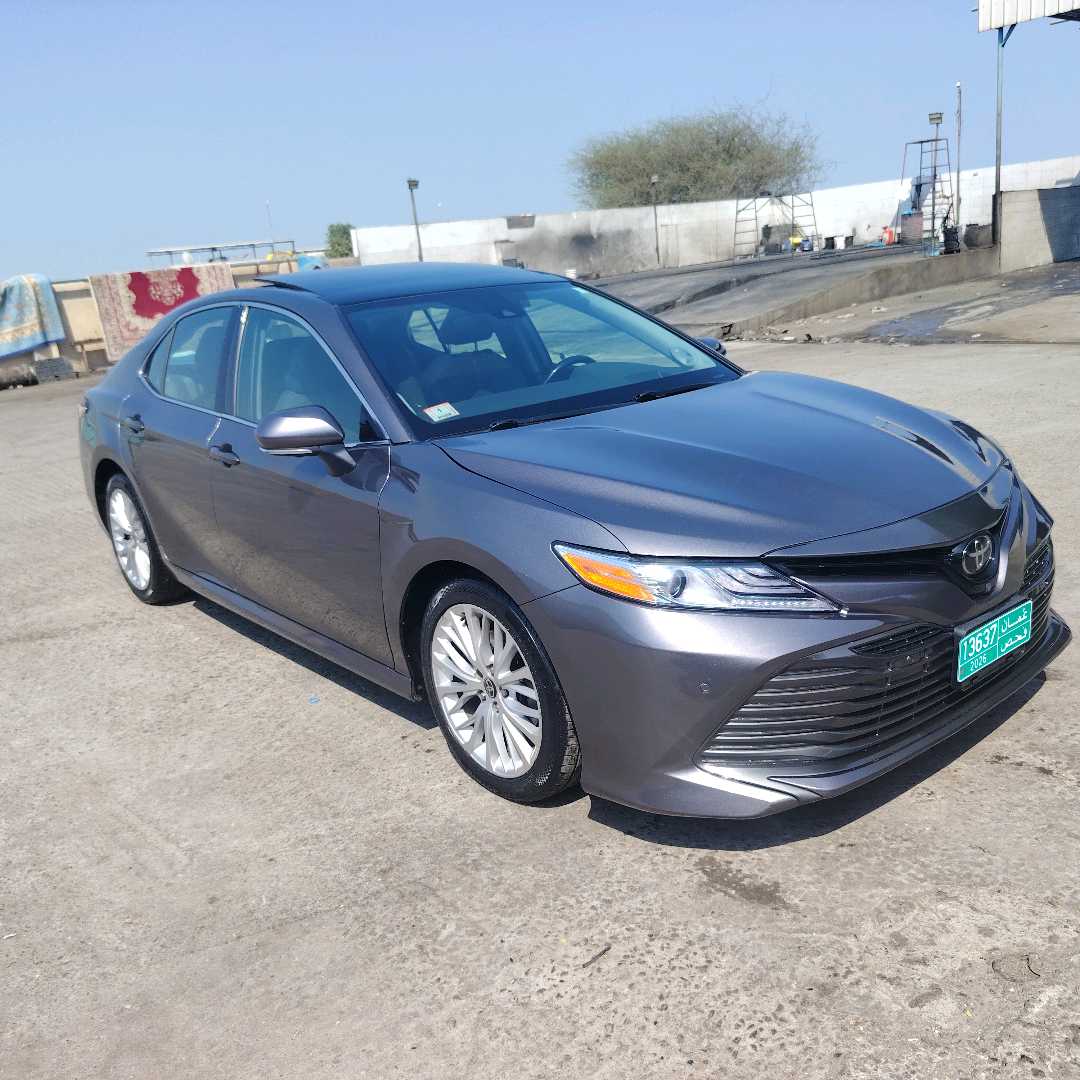Car Image 2020 TOYOTA CAMRY XLE
