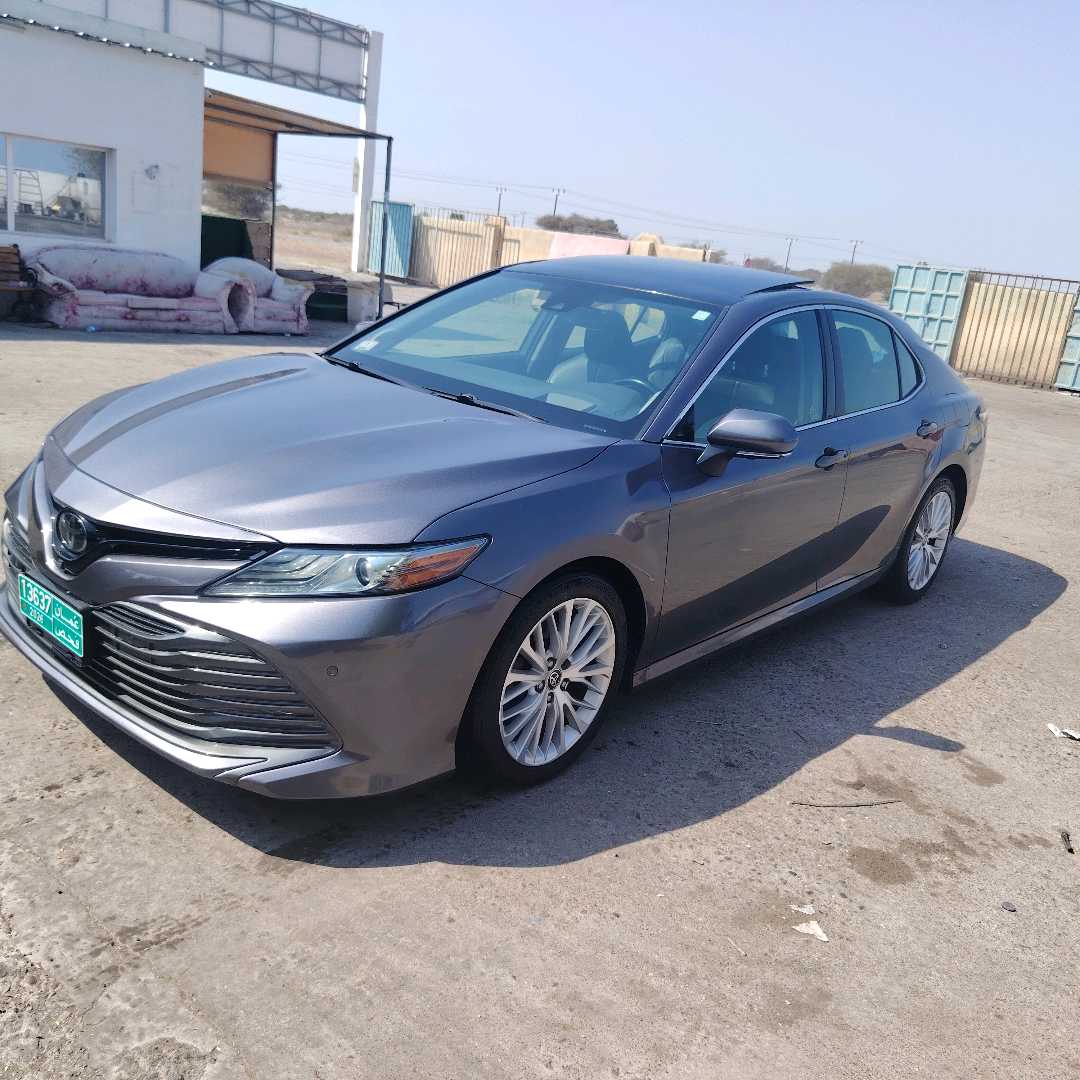 Car Image 2020 TOYOTA CAMRY XLE