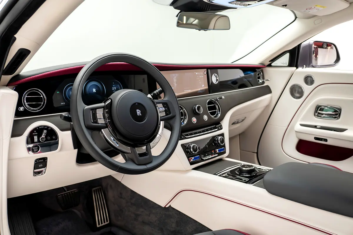 Car Image 2024 ROLLS ROYCE SPECTRE 