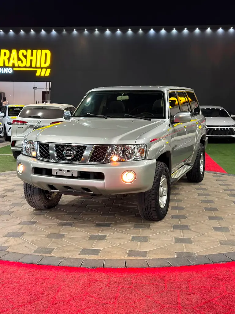 Car Image 2015 NISSAN SAFARI 