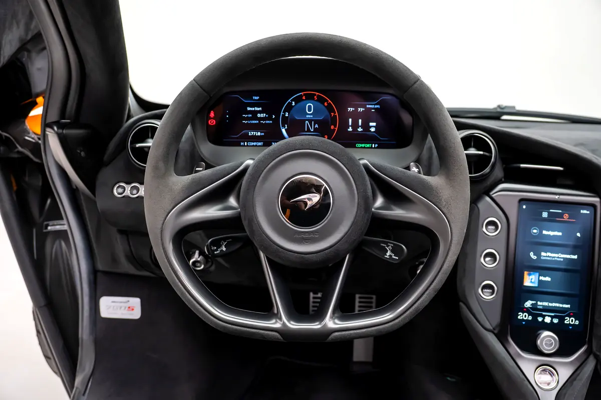 Car Image 2024 MCLAREN 750S Spider