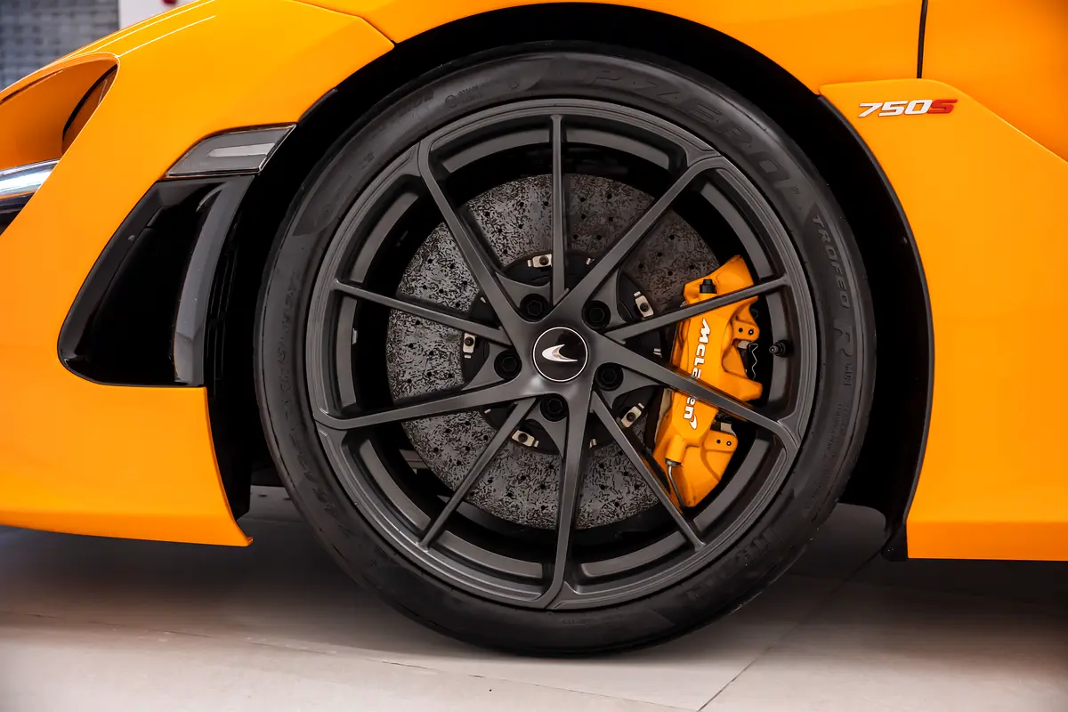 Car Image 2024 MCLAREN 750S Spider