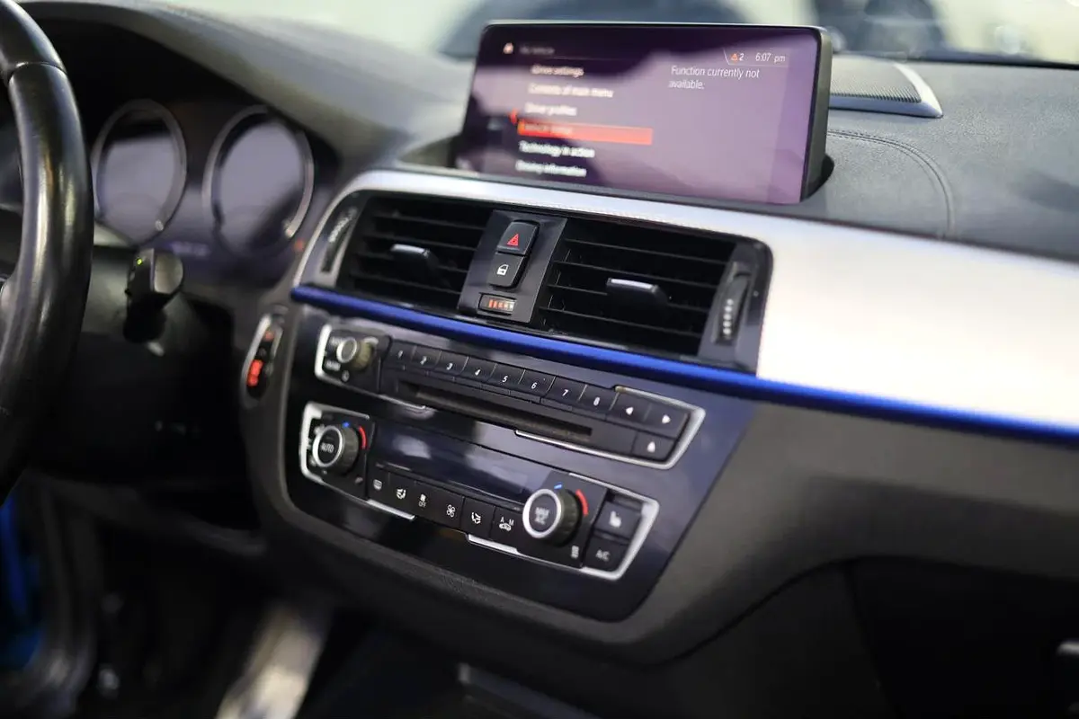 Car Image 2020 BMW 2 SERIES 240