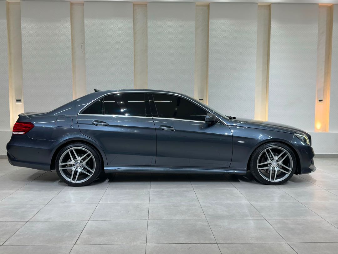 Car Image 2016 MERCEDES E Class 300