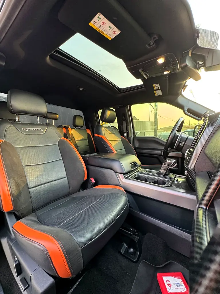 Car Image 2018 FORD F-150 Raptor