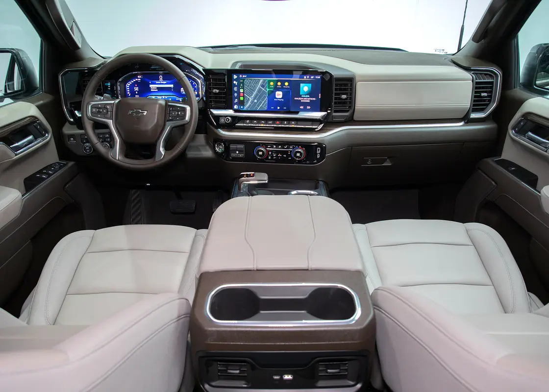 Car Image 2025 CHEVROLET SILVERADO RST