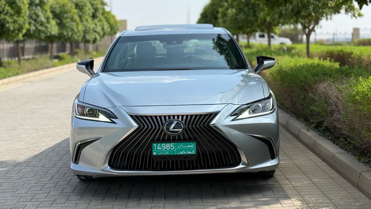 Car Image 2020 LEXUS ES 350