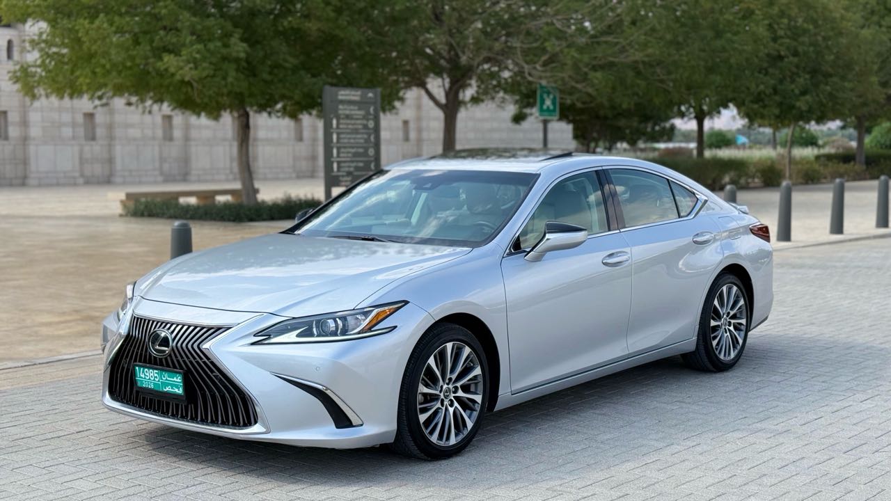 Car Image 2020 LEXUS ES 350
